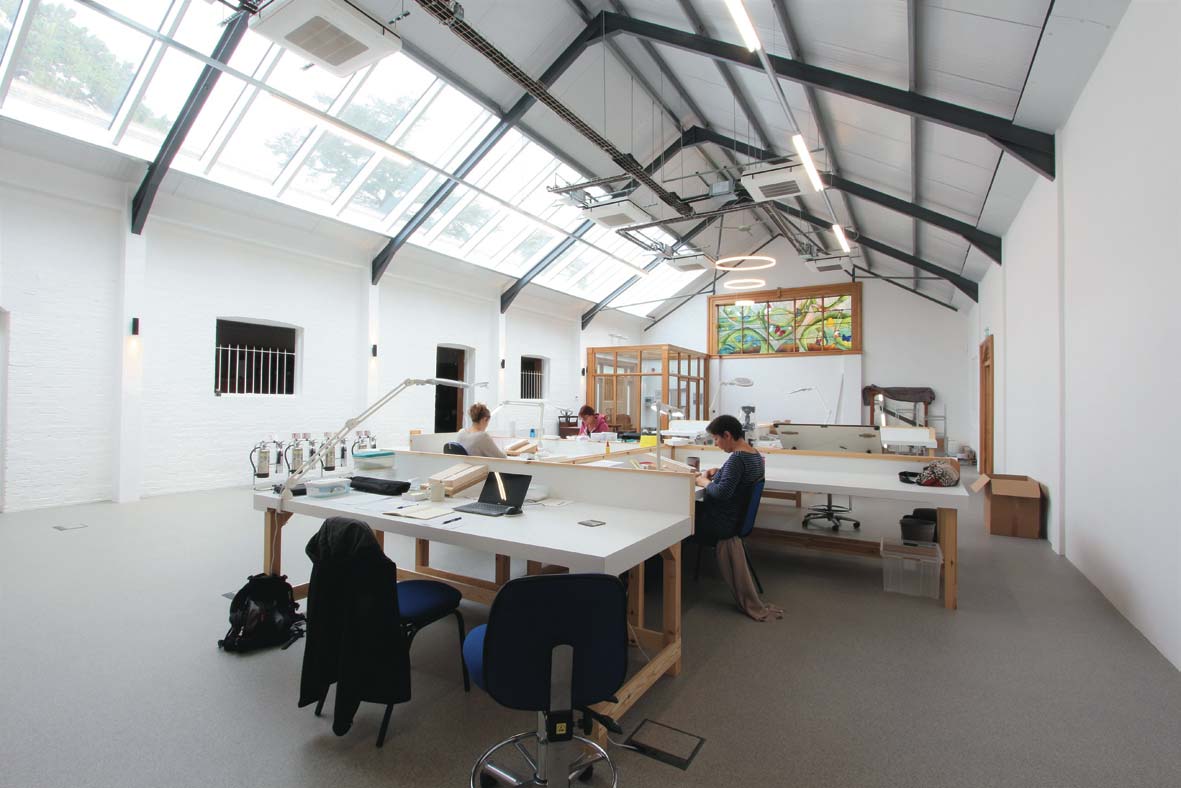 insect preparation and research room